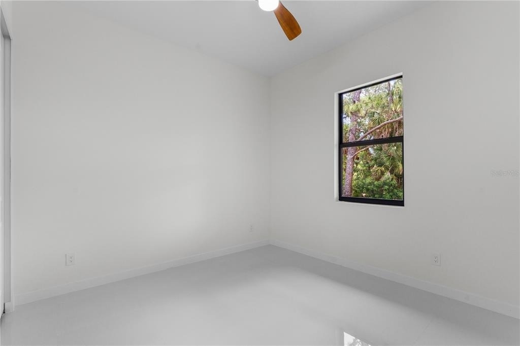 10070 Flat River St - Photo 15
