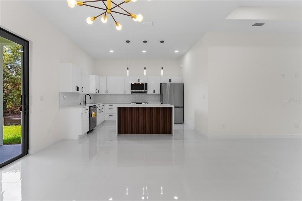 10070 Flat River St - Photo 11