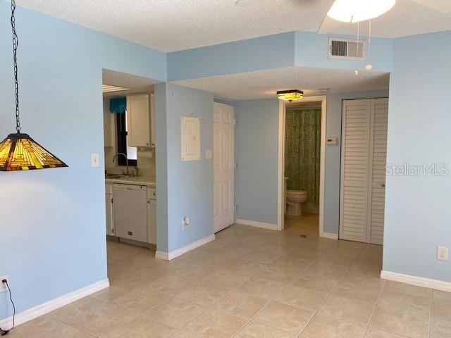 19505 Quesada Avenue - Photo 2