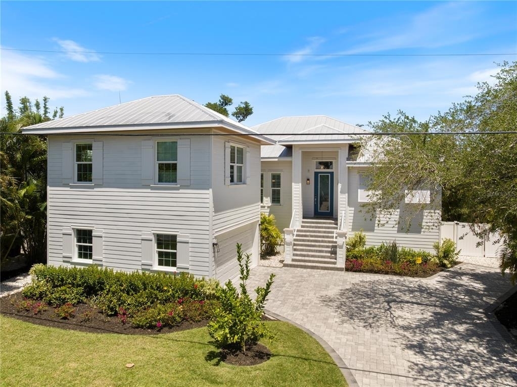 3919 Roberts Point Road - Photo 0