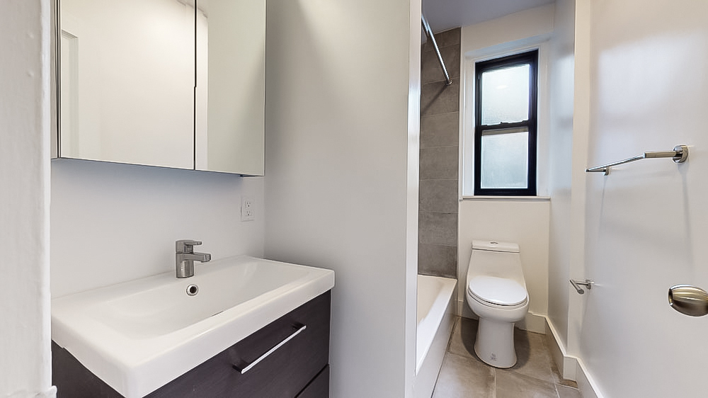 200 Haven Avenue - Photo 4