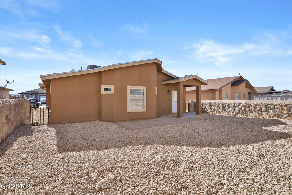 3269 Maple Point Drive - Photo 35