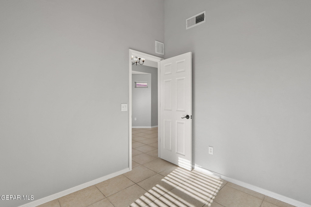 3269 Maple Point Drive - Photo 9