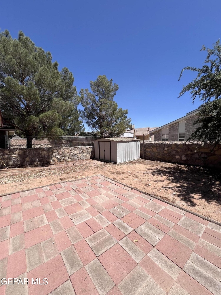 11600 Edward James Avenue - Photo 7