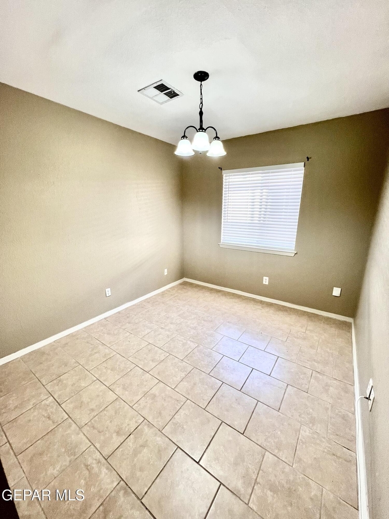 11600 Edward James Avenue - Photo 4