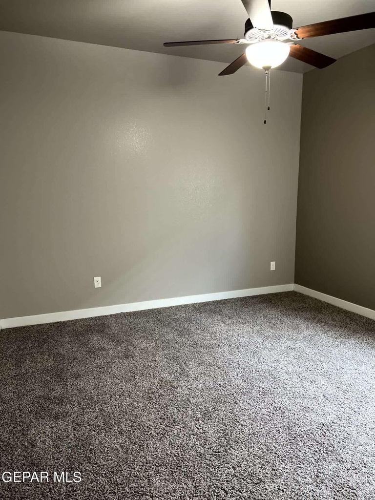 14231 Richard Wiles Avenue - Photo 21