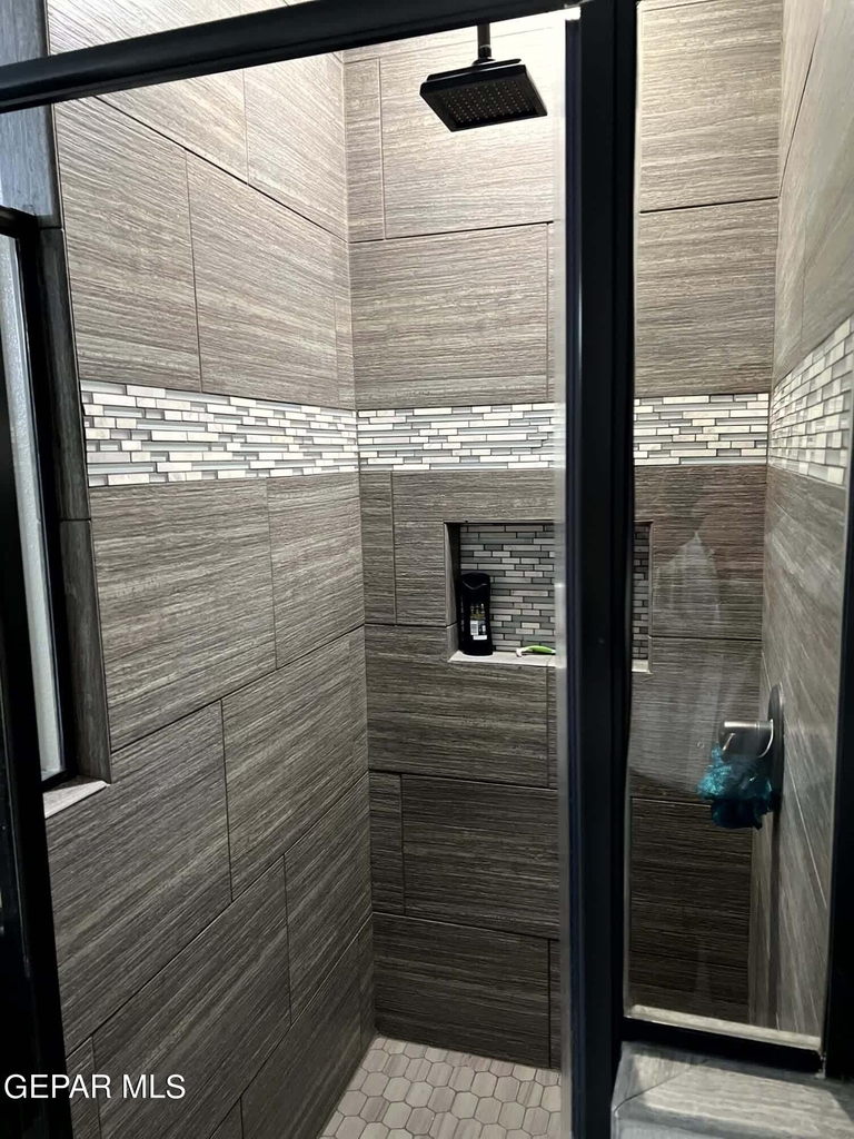 14231 Richard Wiles Avenue - Photo 17