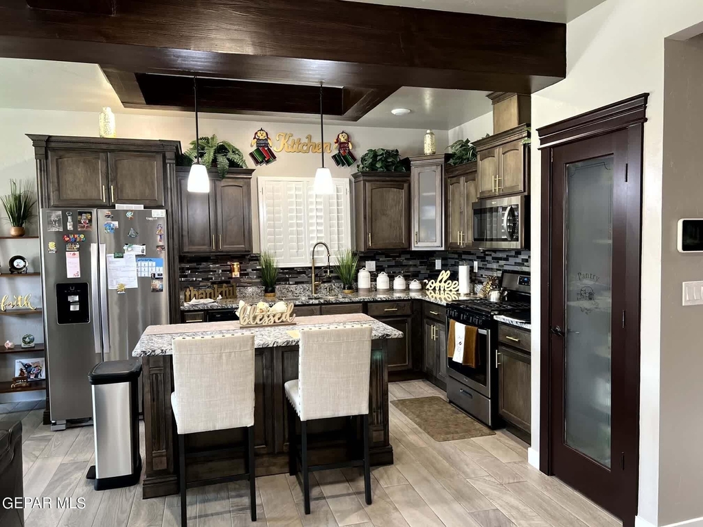 14231 Richard Wiles Avenue - Photo 7