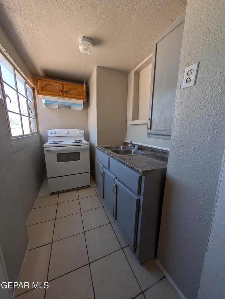 210 Main Street - Photo 8