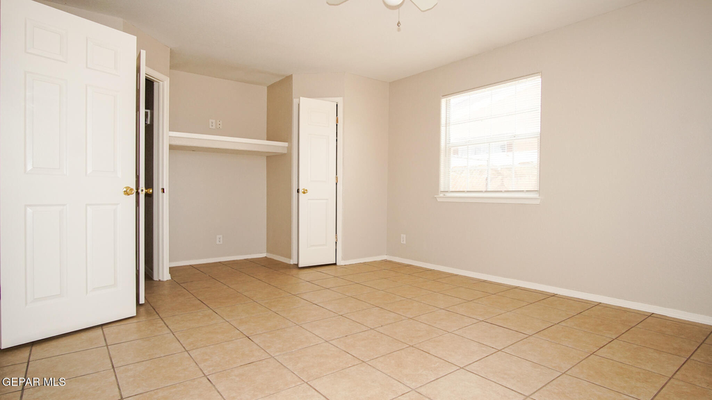216 S Schutz Drive - Photo 9