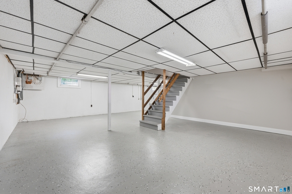 456 Elm Street - Photo 12