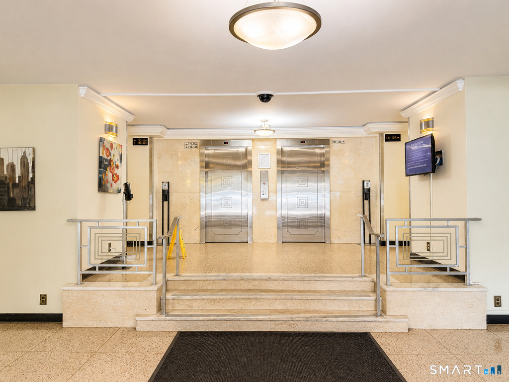 91 Strawberry Hill Avenue - Photo 15