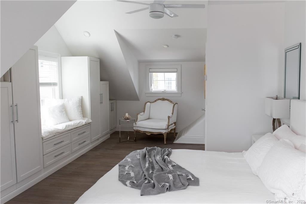 10 Danbury Avenue - Photo 18