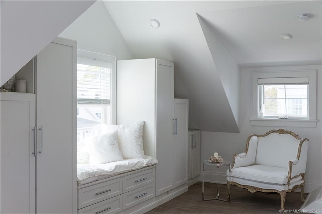 10 Danbury Avenue - Photo 19