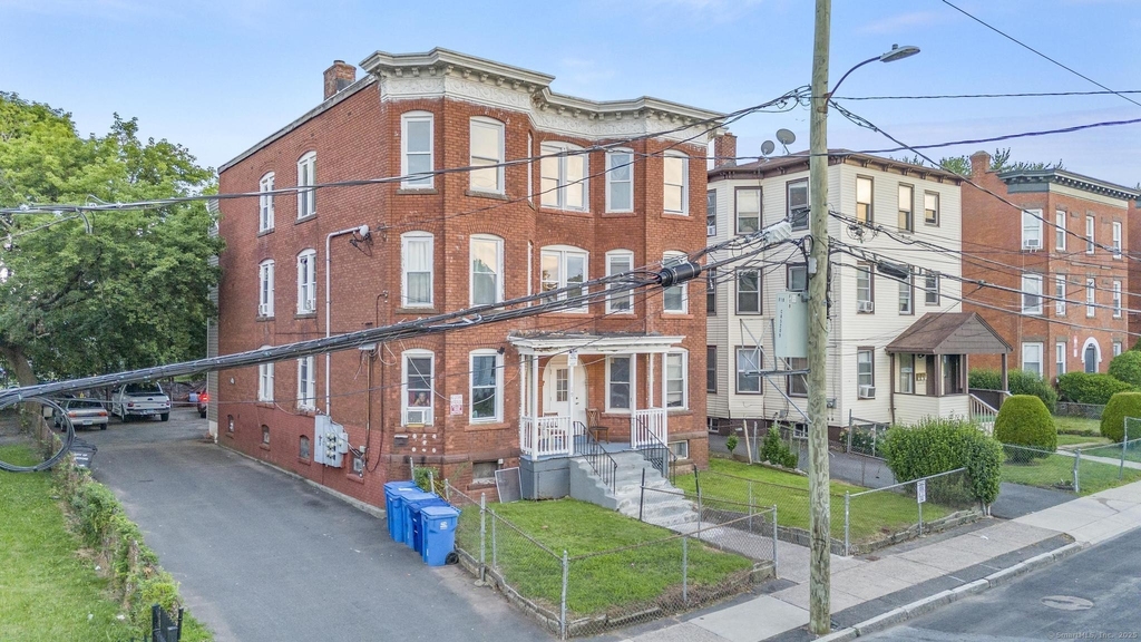 19-21 Whitmore Street - Photo 1