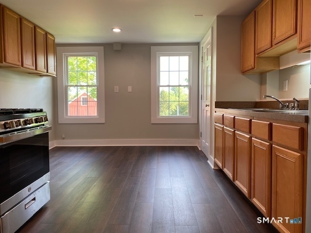 489 Middle Turnpike - Photo 0