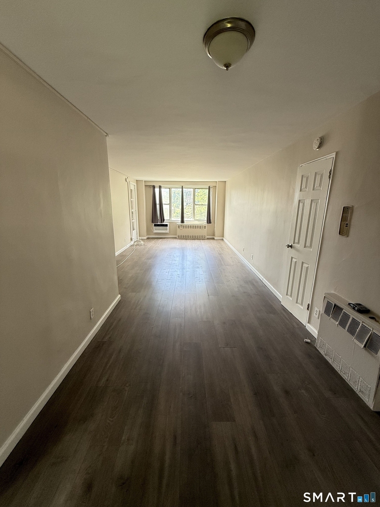 71 Strawberry Hill Avenue - Photo 9