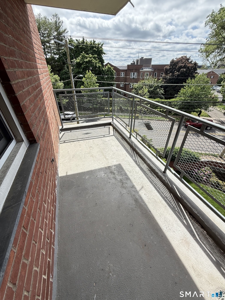 71 Strawberry Hill Avenue - Photo 13