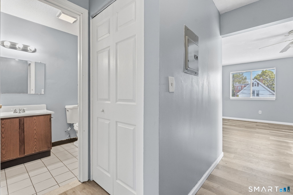 5-7 Warner St Extension - Photo 10