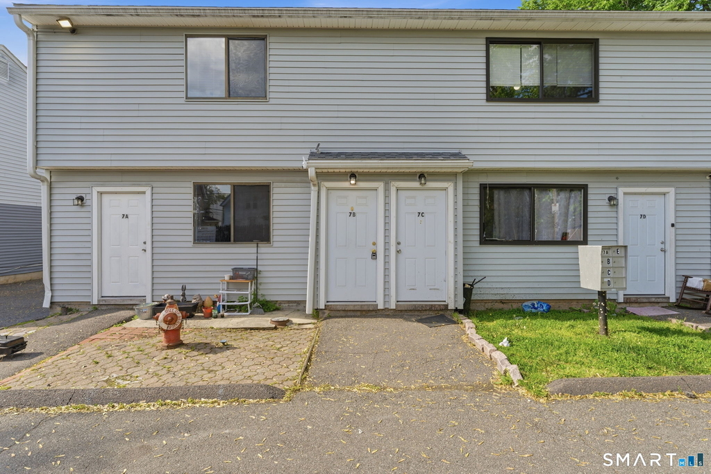 5-7 Warner St Extension - Photo 0