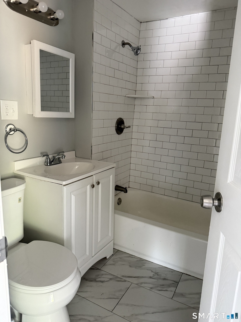 1231 Norman Street - Photo 0