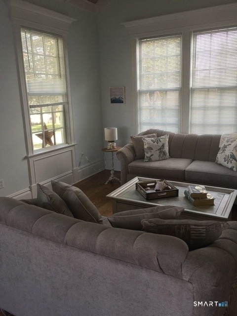 664 Fairfield Beach Road - Photo 10