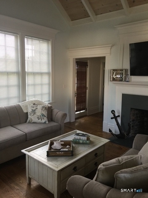 664 Fairfield Beach Road - Photo 11