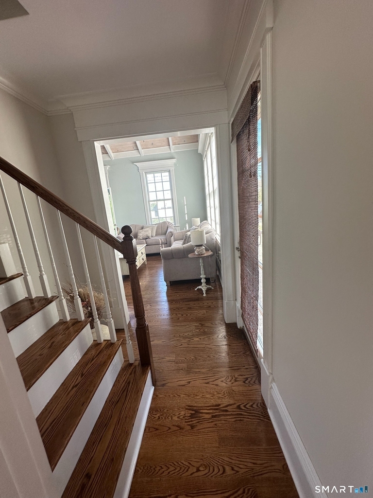 664 Fairfield Beach Road - Photo 2