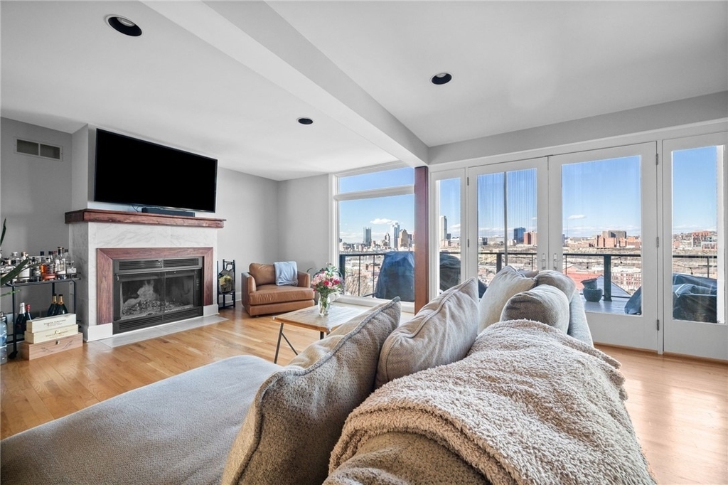 101 Brosville St - Photo 0