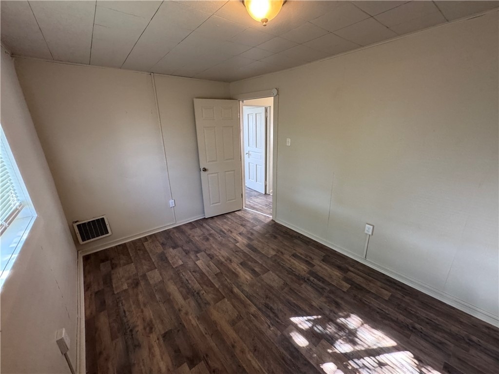 1067 Cleveland Ave - Photo 15