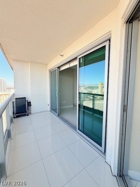 222 Karen Avenue - Photo 3