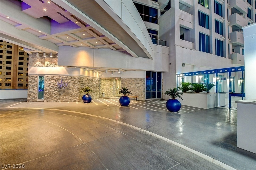 2700 Las Vegas Boulevard - Photo 14