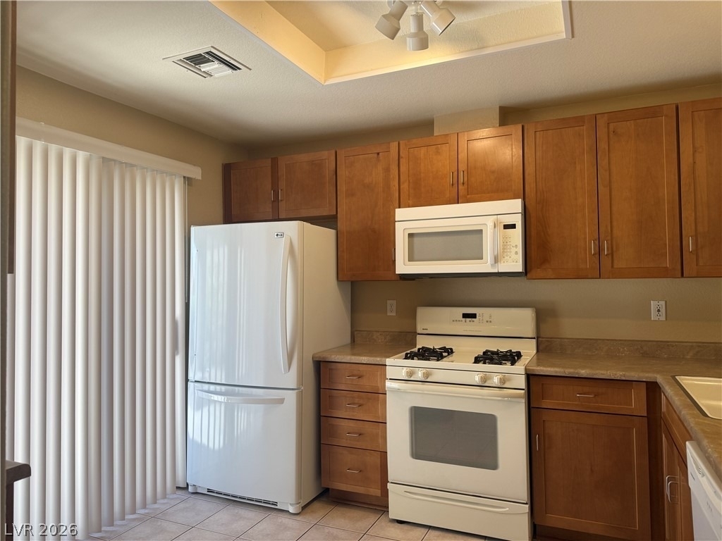 2425 Showcase Drive - Photo 11