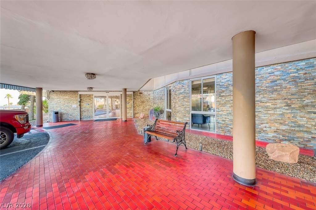 205 E Harmon Avenue - Photo 29