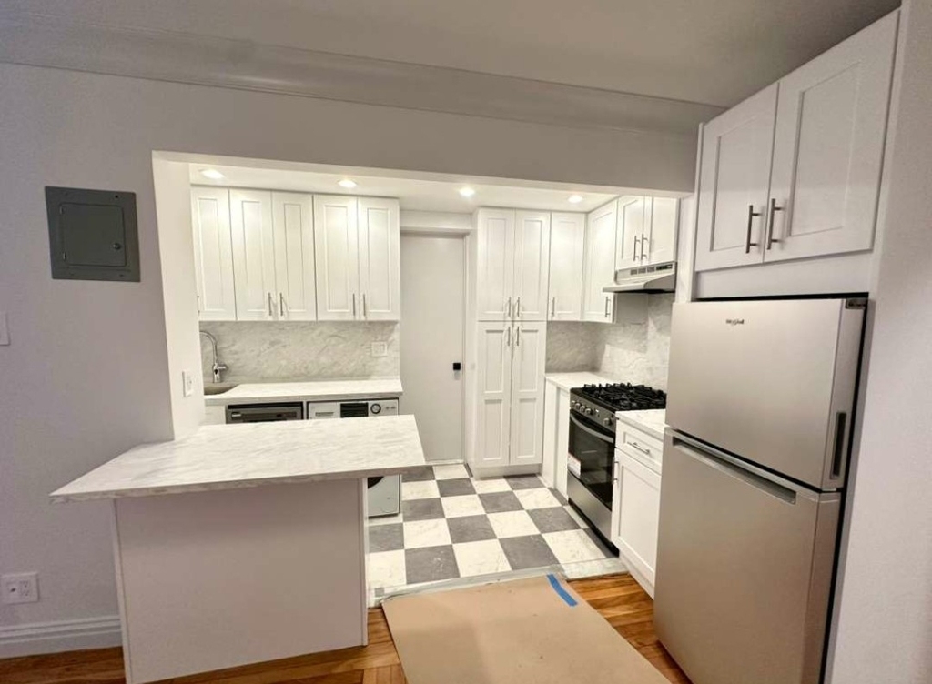 340 East 66th Street - Photo 0
