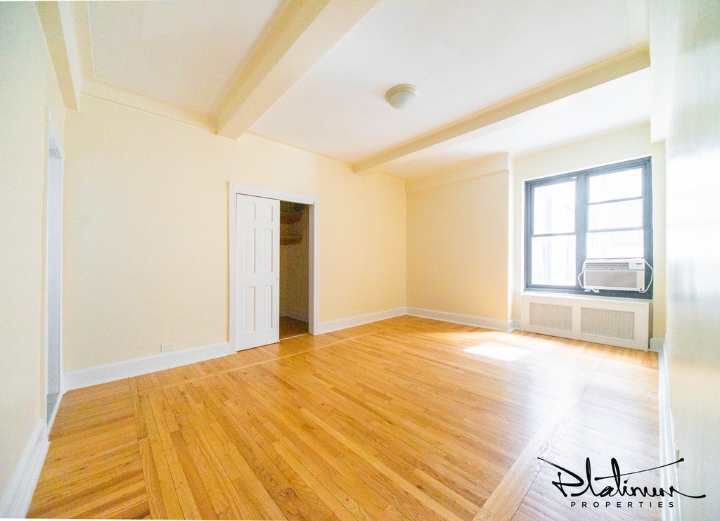 2nd Ave - Photo 2
