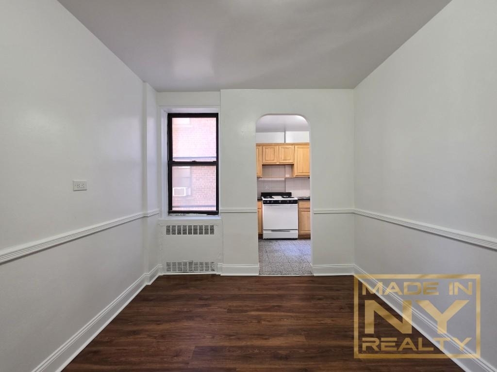66-20 Wetherole St - Photo 2