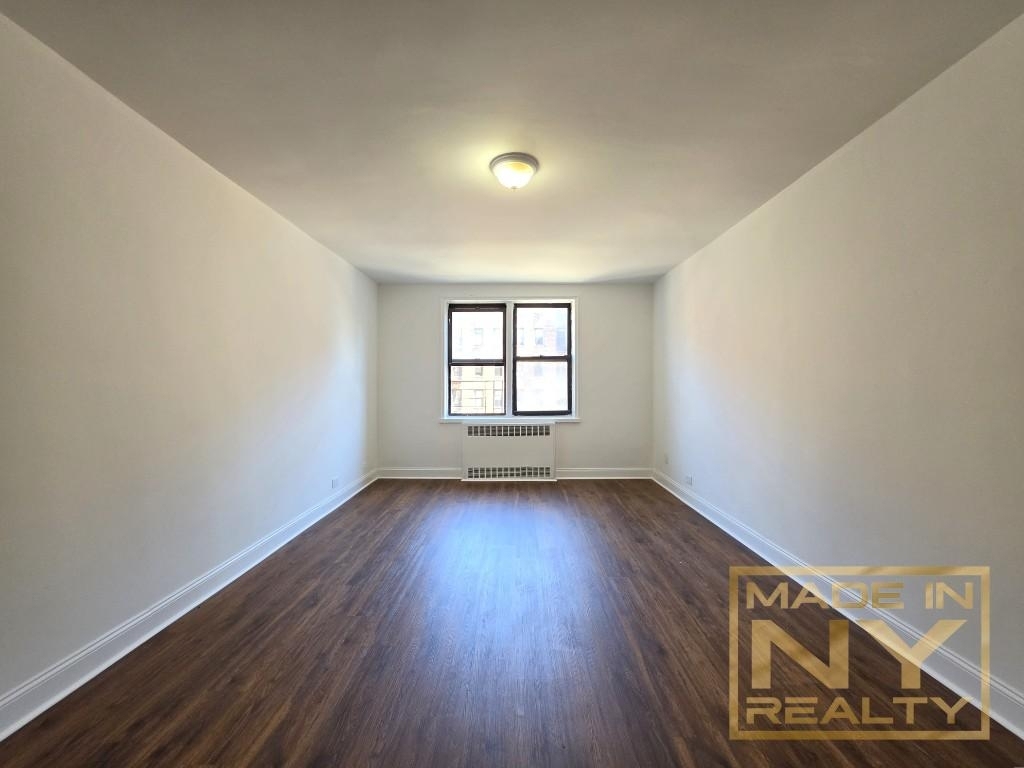 66-20 Wetherole St - Photo 4