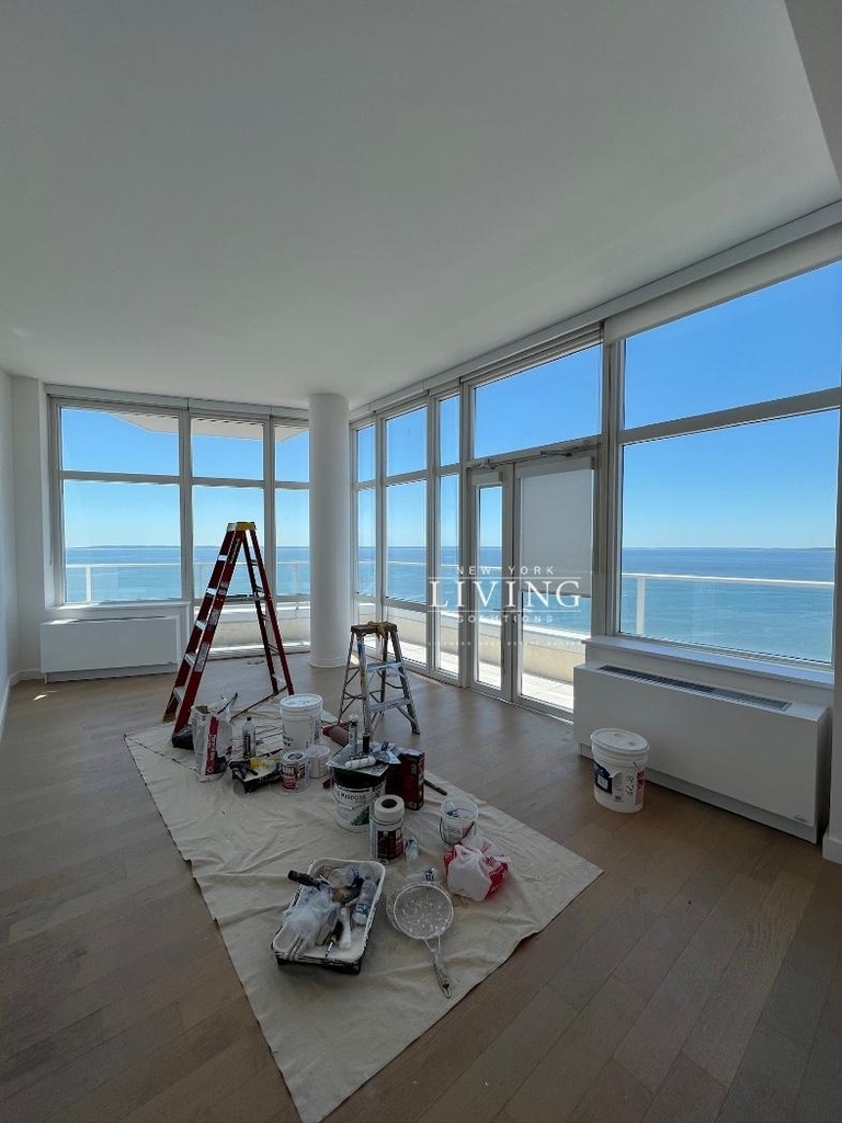 Ocean Drive - Photo 4