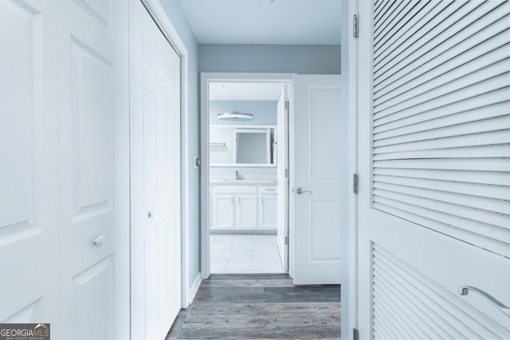 3040 Peachtree Road - Photo 12