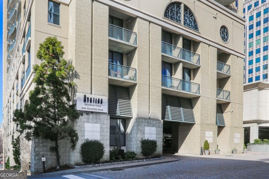 3040 Peachtree Road - Photo 19