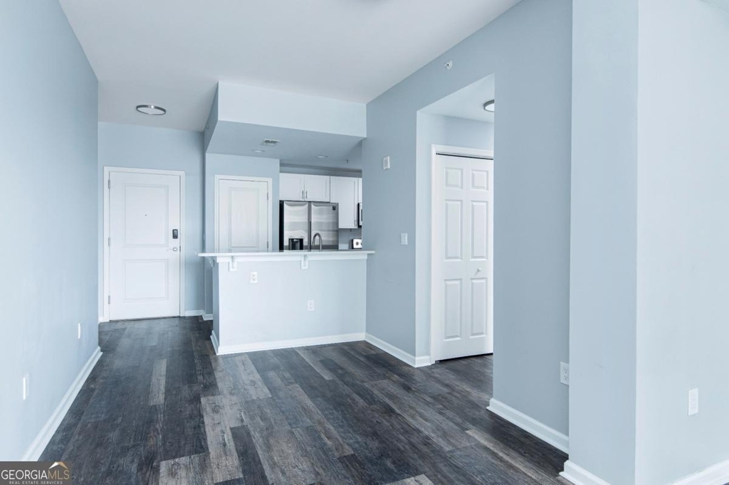 3040 Peachtree Road - Photo 6
