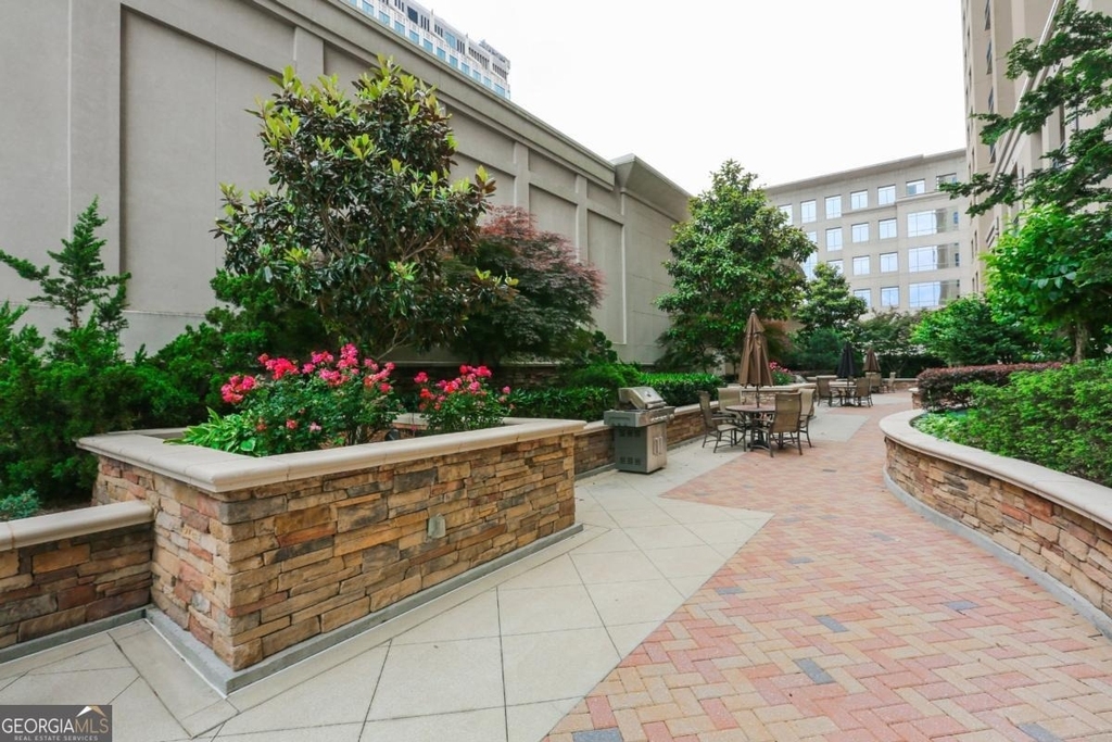 3040 Peachtree Road - Photo 34