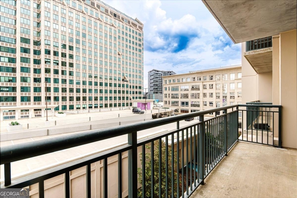3040 Peachtree Road - Photo 17