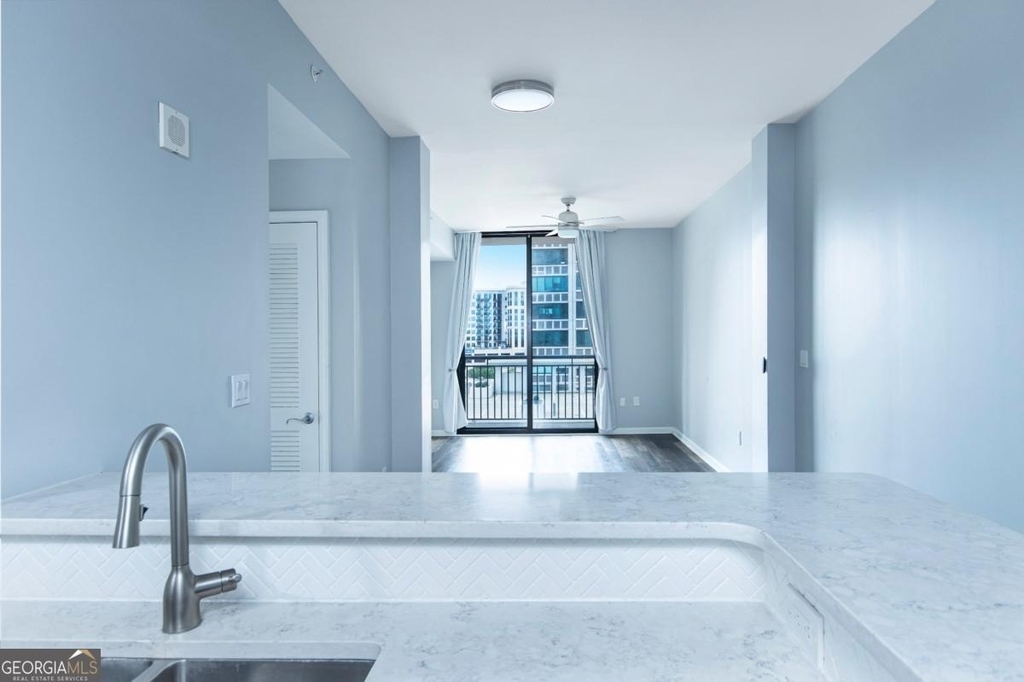 3040 Peachtree Road - Photo 5