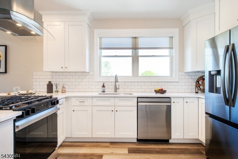 246 Main St - Photo 5