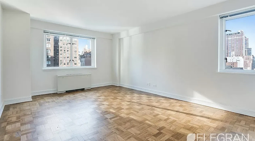 200 East 71st Street - Photo 5