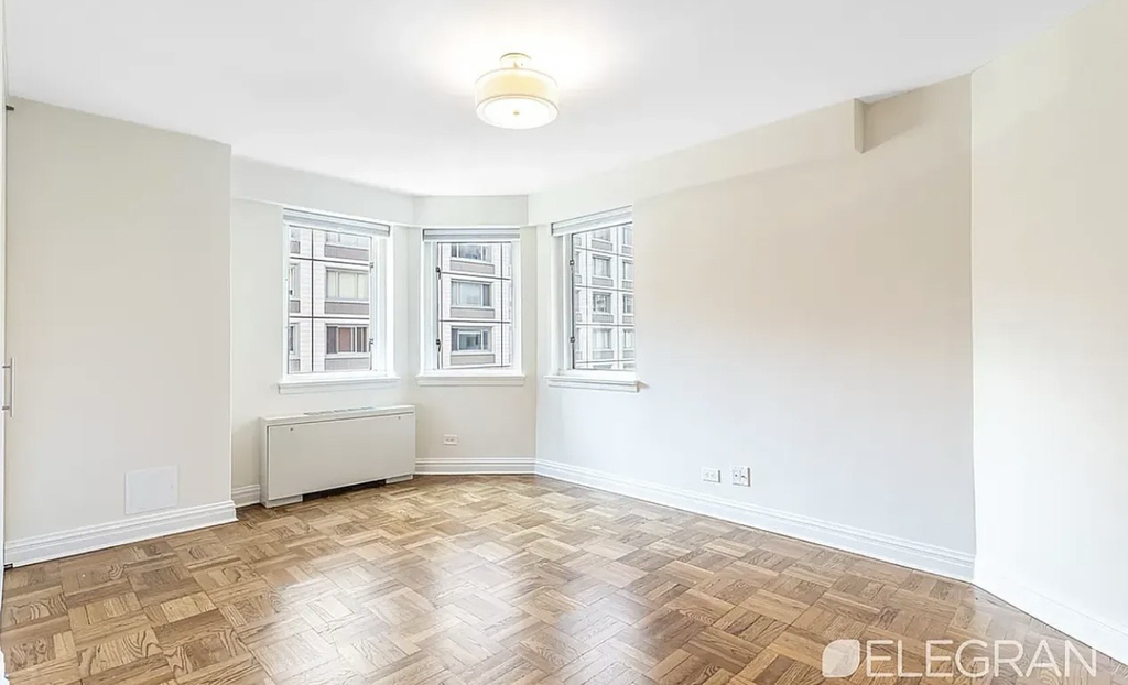 200 East 71st Street - Photo 7