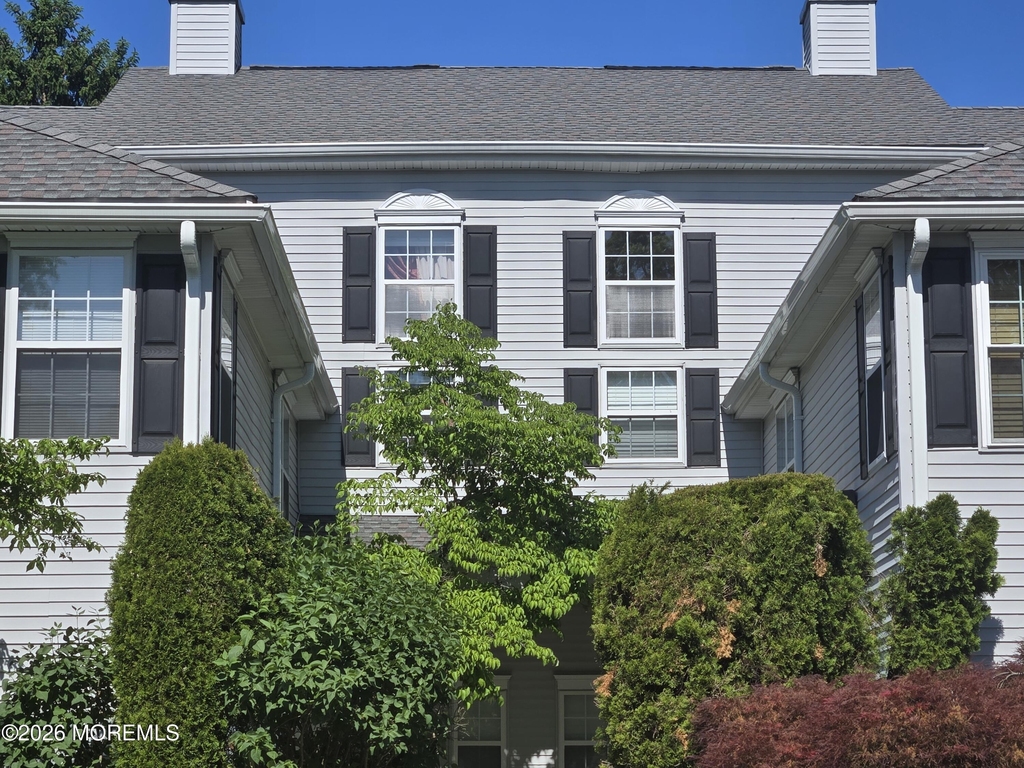 761 Banyan Court - Photo 11