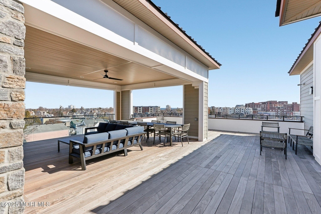 258 Morris Avenue - Photo 12